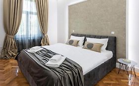 Lux Nice City Center With Private Parking